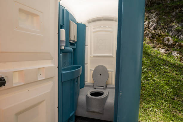 Best Portable restroom trailer rental  in Kirkland, WA